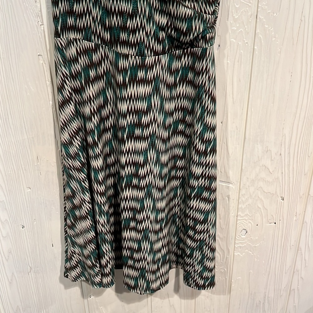 M.k.m Designs Dress v neck - Picture 3 of 10